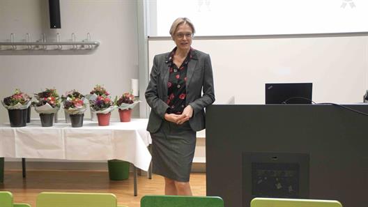 Dean Prof. Dr. Astrid Lachmann